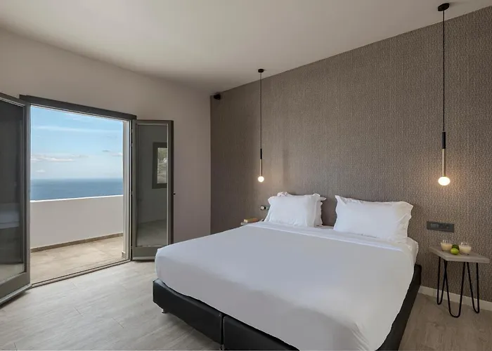 Pearl By Pearl Collection