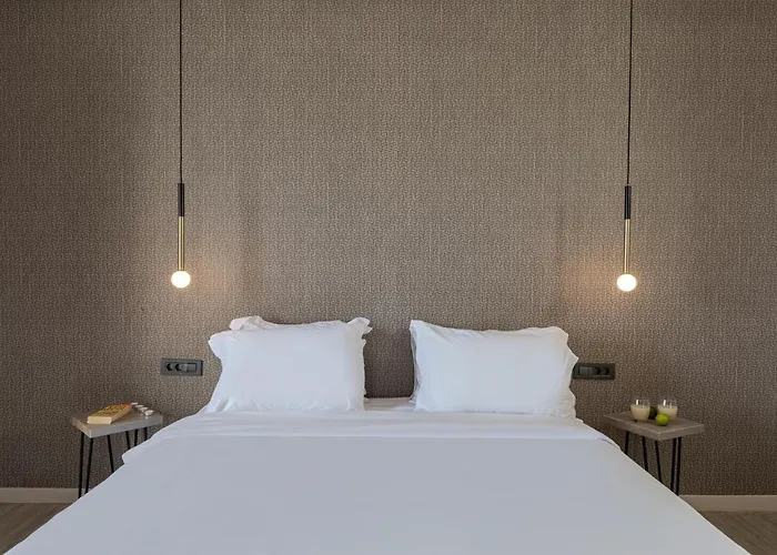 Pearl By Pearl Collection 4*